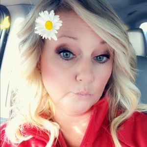 Meet your Posher, Stacy